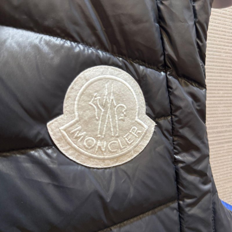 💎Han's house精品服飾💎moncler Menelao 羽絨 背心 連帽 可藏 原價42000-3