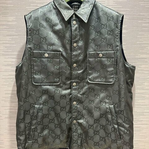 💎Han's house精品服飾💎 GUCCI Supreme 尼龍 滿版 GG 背心 寬版