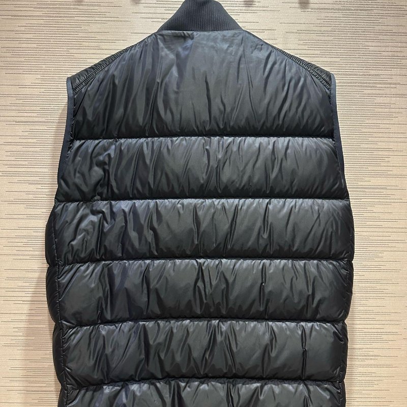 💎Han's house精品服飾💎moncler Serot 羽絨 背心原價40600-5