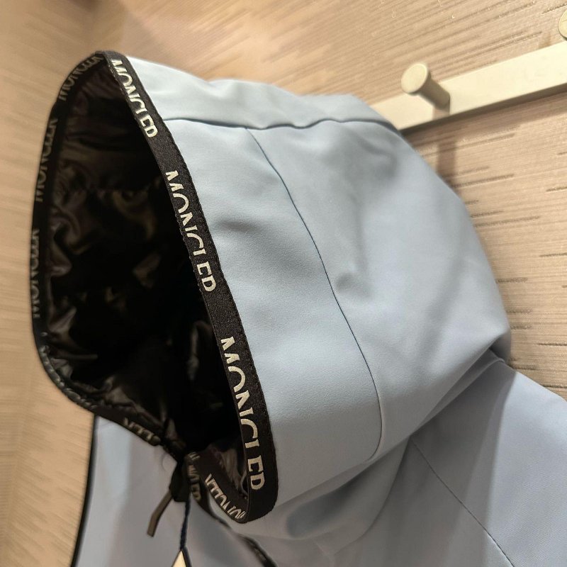 💎Han's house精品服飾💎moncler Allier 羽絨 連帽 背心  黑牌  原價40600-8