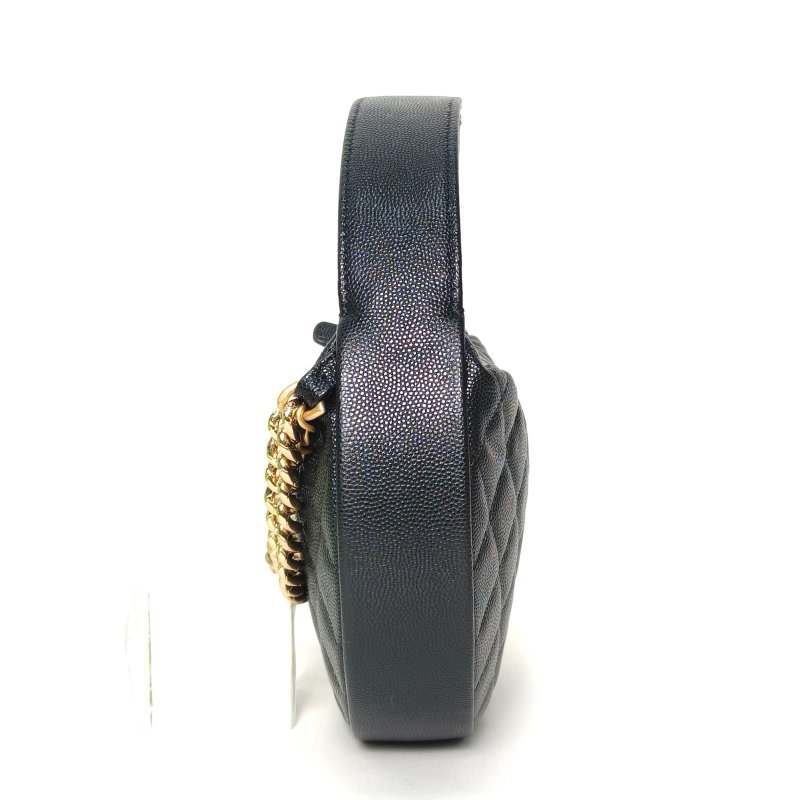 CHANEL 24S呼啦圈月牙包18黑色荔枝牛皮鐳射標金扣多鏈條掛飾肩背包-1