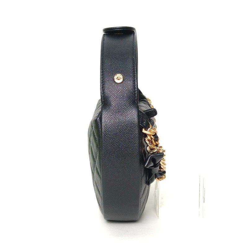 CHANEL 24S呼啦圈月牙包18黑色荔枝牛皮鐳射標金扣多鏈條掛飾肩背包-3