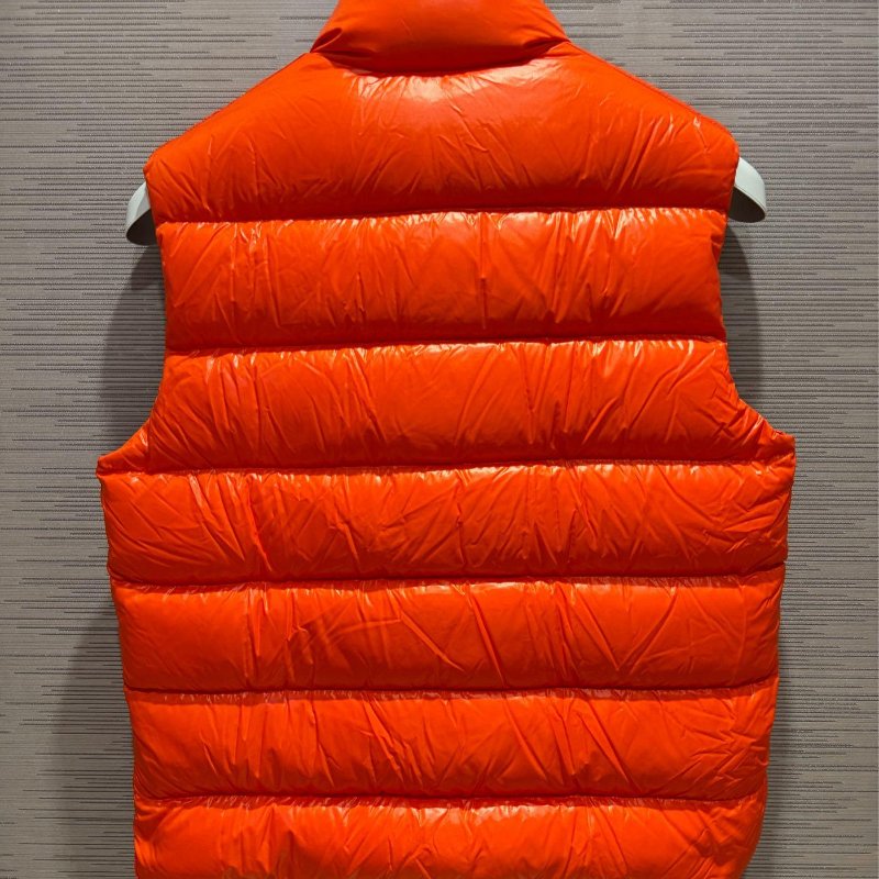 💎Han's house精品服飾💎MONCLER Tibb 羽絨 背心   原價41300-2