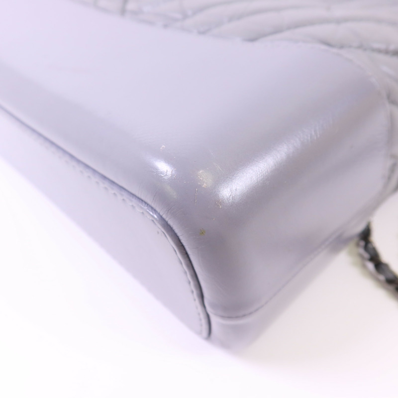 CHANEL 牛皮皮革Gabrielle Large鏈帶肩背袋-11