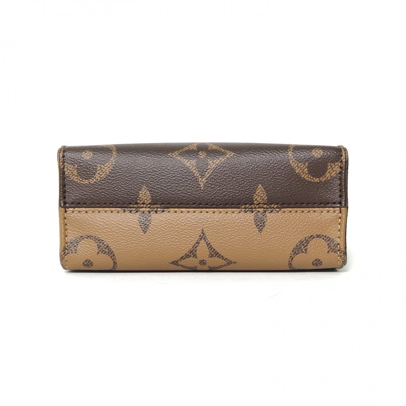 LOUIS VUITTON OnthegoBB18老花PVC晶片肩背包-4