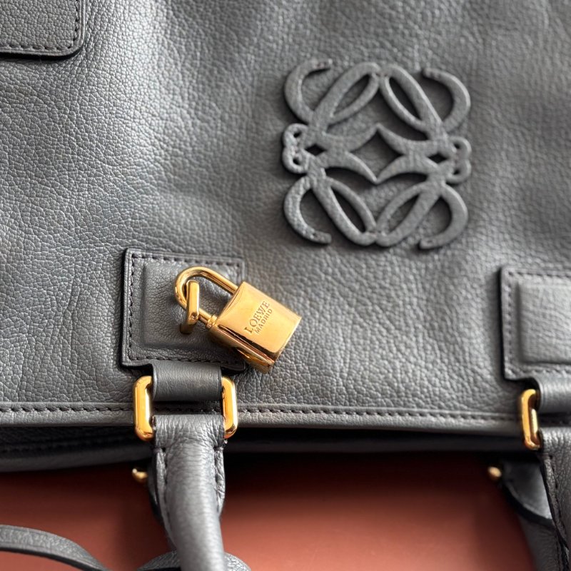 收藏品 ::LOEWE:: Amazona 28 灰藍色 手提包 醫生包-2