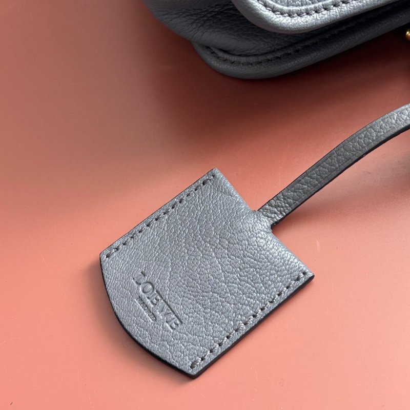 收藏品 ::LOEWE:: Amazona 28 灰藍色 手提包 醫生包-7