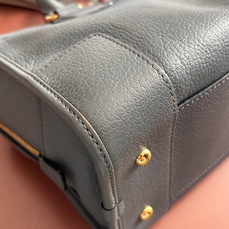 收藏品 ::LOEWE:: Amazona 28 灰藍色 手提包 醫生包-27