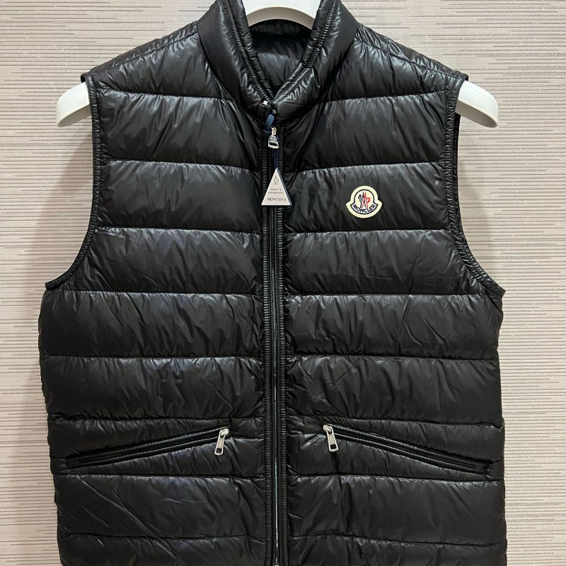 💎Han's house精品服飾💎MONCLER Gui 羽絨 背心 黑 原價34000-0