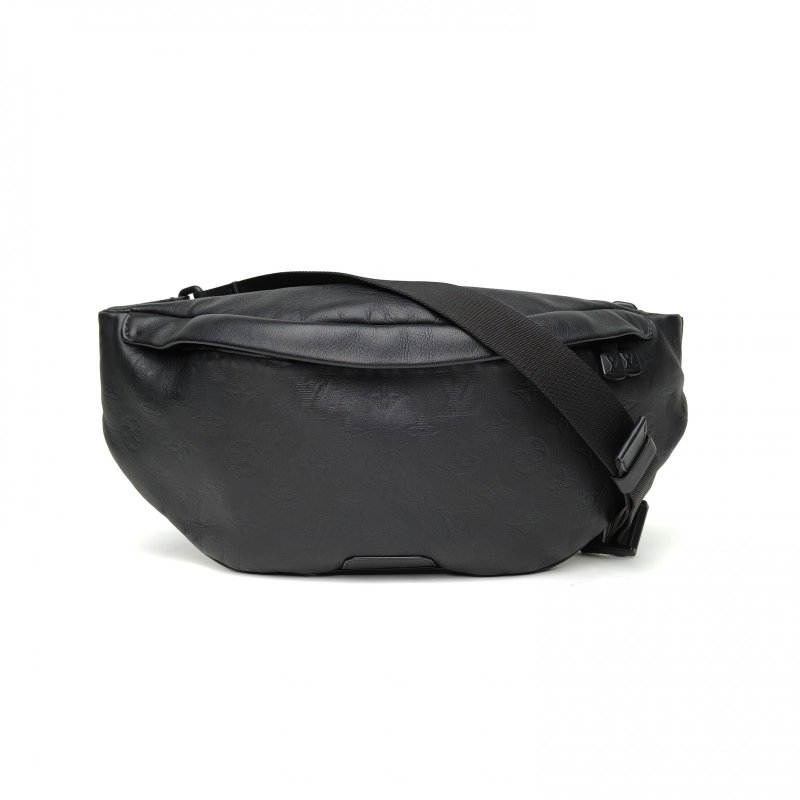 LOUIS VUITTON Discovery腰包logo壓紋黑色牛皮2018肩背包-0