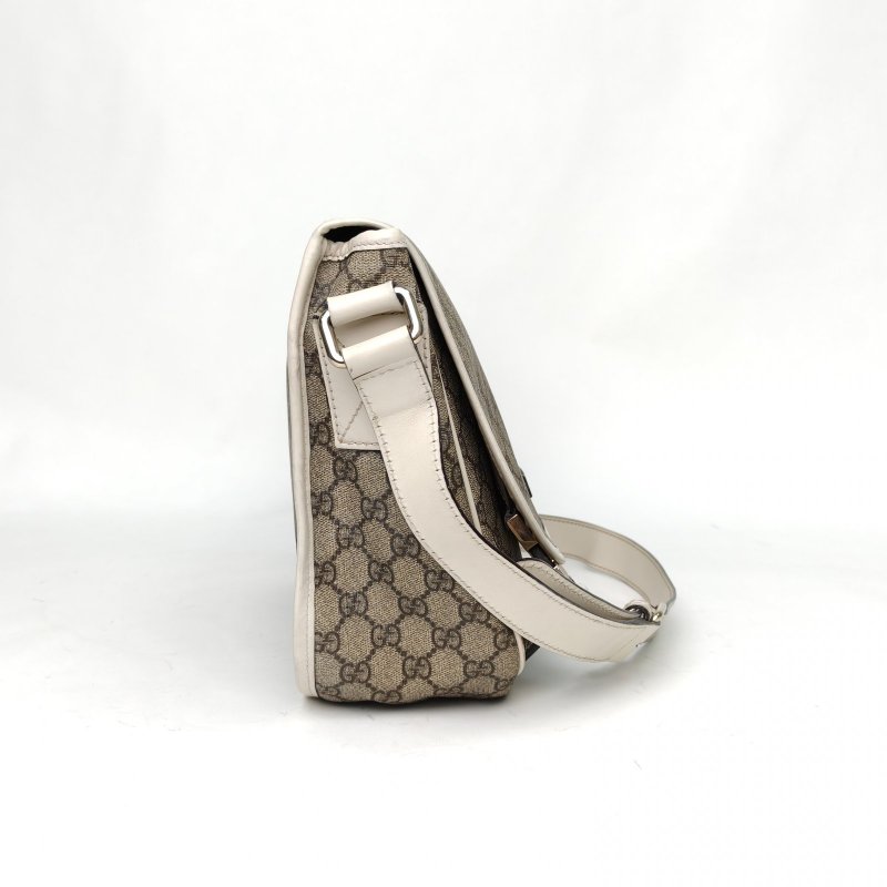 GUCCI 烏木色PVC淺金扣郵差單肩包肩背包-3