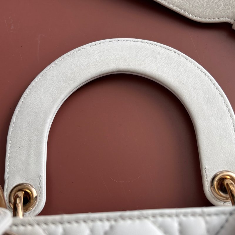 ::Christian Dior:: Lady Dior My ABCDior 白色羊皮5x4藤格紋淡金釦手提斜背黛妃包-5