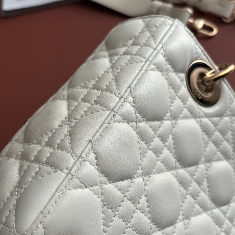 ::Christian Dior:: Lady Dior My ABCDior 白色羊皮5x4藤格紋淡金釦手提斜背黛妃包-23