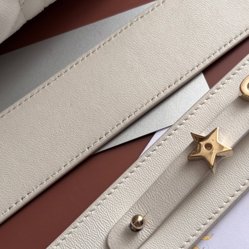 ::Christian Dior:: Lady Dior My ABCDior 白色羊皮5x4藤格紋淡金釦手提斜背黛妃包-39