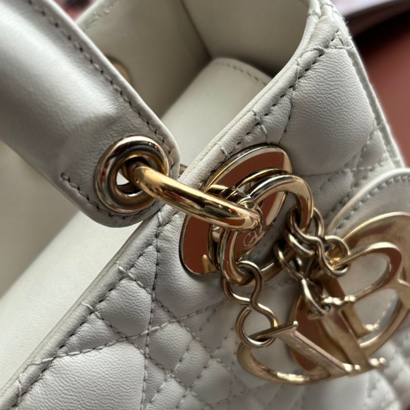 ::Christian Dior:: Lady Dior My ABCDior 白色羊皮5x4藤格紋淡金釦手提斜背黛妃包-47