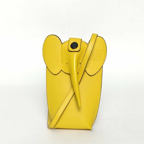 LOEWE ElephantPocketLogo小象手機包黃色牛皮銀扣肩背包