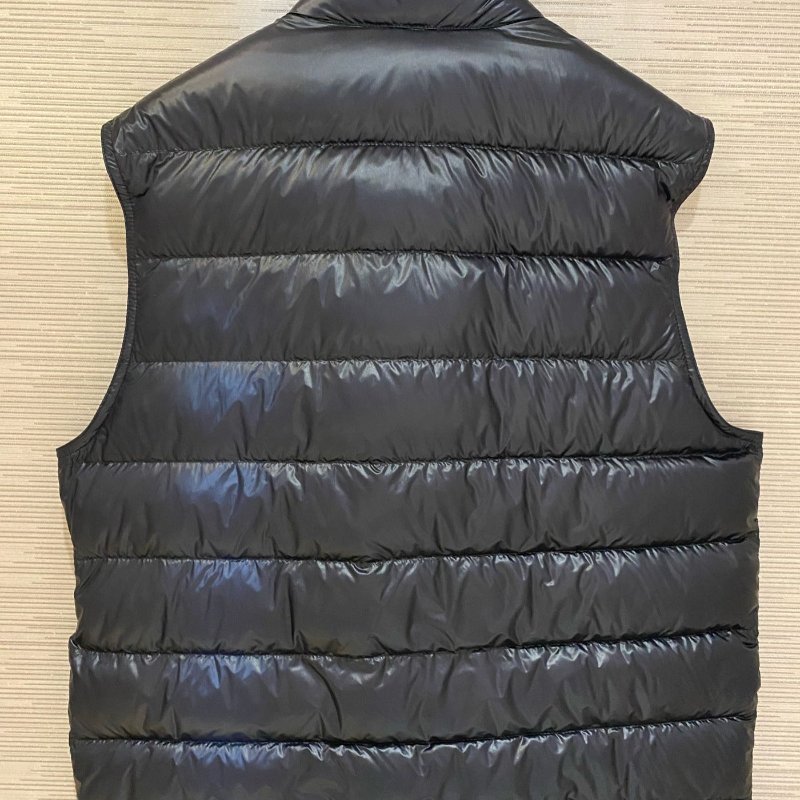 💎Han's house精品服飾💎MONCLER Gui 羽絨 背心 藍 原價34000-3