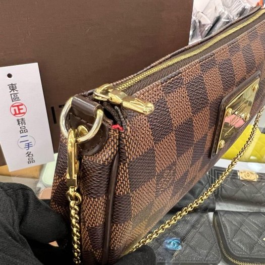 東區正精品㊣LV N55213 EVA 咖啡色棋盤格金牌金鍊手提包肩背包斜背包晚宴包腋下包 RZ5571-3