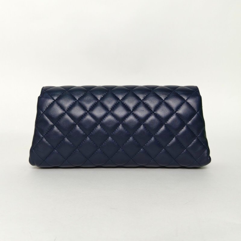 CHANEL 藍色羊皮20開銀扣CF季節款Eastwest長款法棍口蓋包肩背包-2