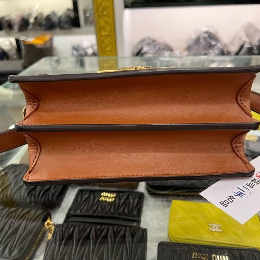 東區正精品㊣LOUIS VUITTON LV M45959 Mini Dauphine 達芙妮雙色金釦釦式翻蓋肩背包斜背包 RZ5570-9