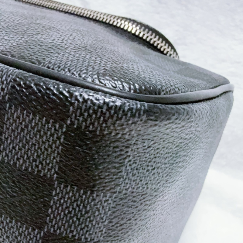 🎄聖誕大特價～12/25全網最低價🎄LV棋盤格手拿包 外出包 洗漱包 盥洗包 旅行包 化妝包 男生包包 銀釦手拿包-13