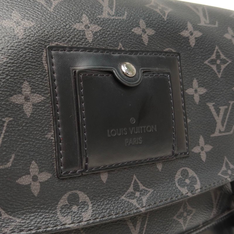 LOUIS VUITTON VOYAGER郵差包小號28黑色PVC2020肩背包-4
