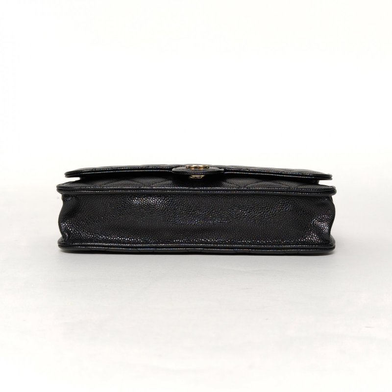 CHANEL 黑色荔枝牛皮鐳射標淺金扣24ACFMiniwoc手機包肩背包-4