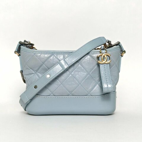 CHANEL GABRIELLE流浪小號20淺藍色牛皮27開金銀扣肩背包
