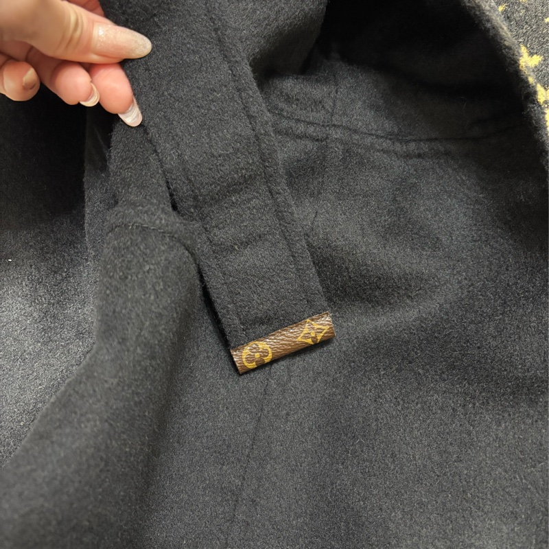 ⚠️保留中LV Louis Vuitton Monogram 羊毛大衣外套 皮草領邊 原價3折出售-11