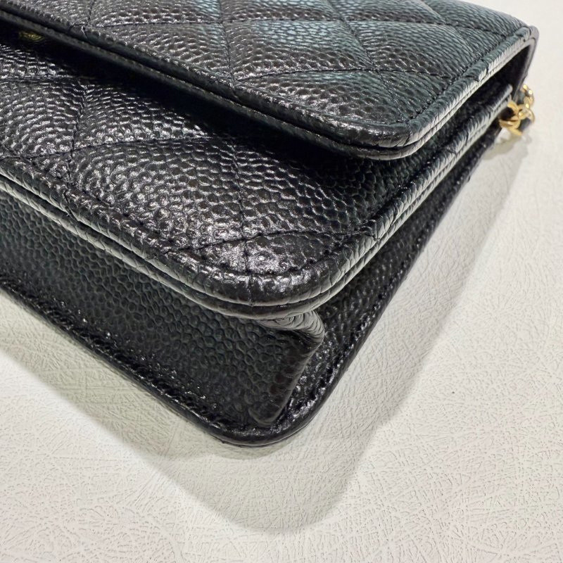 CHANEL - 黑色荔枝皮金釦WOC-6