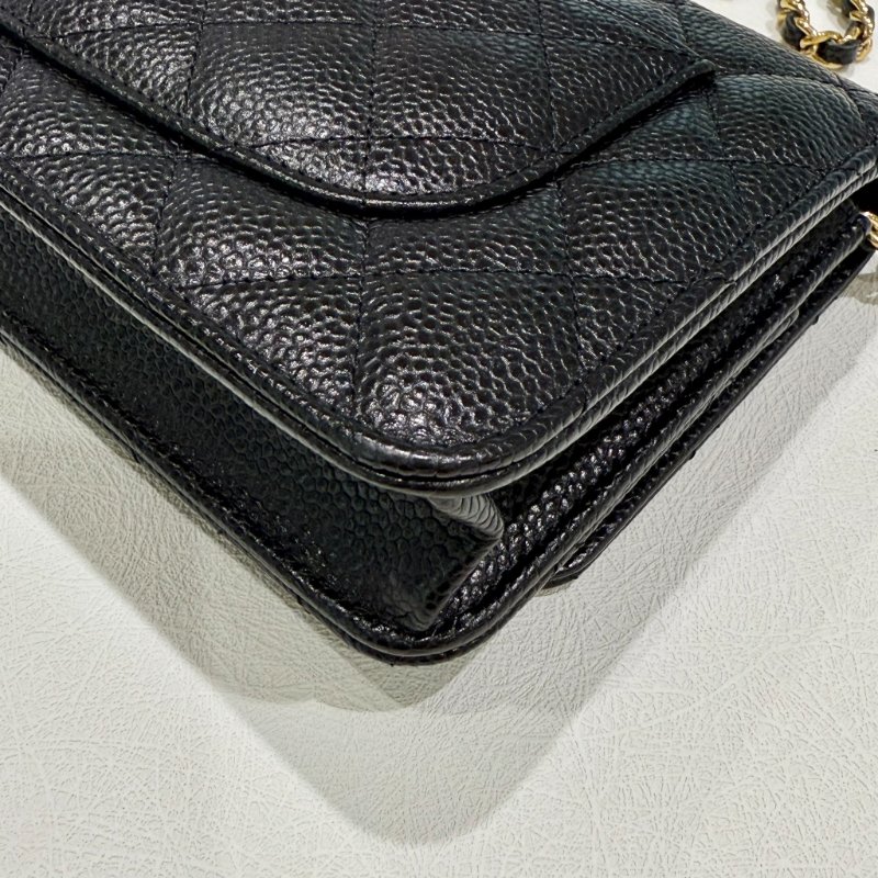 CHANEL - 黑色荔枝皮金釦WOC-8