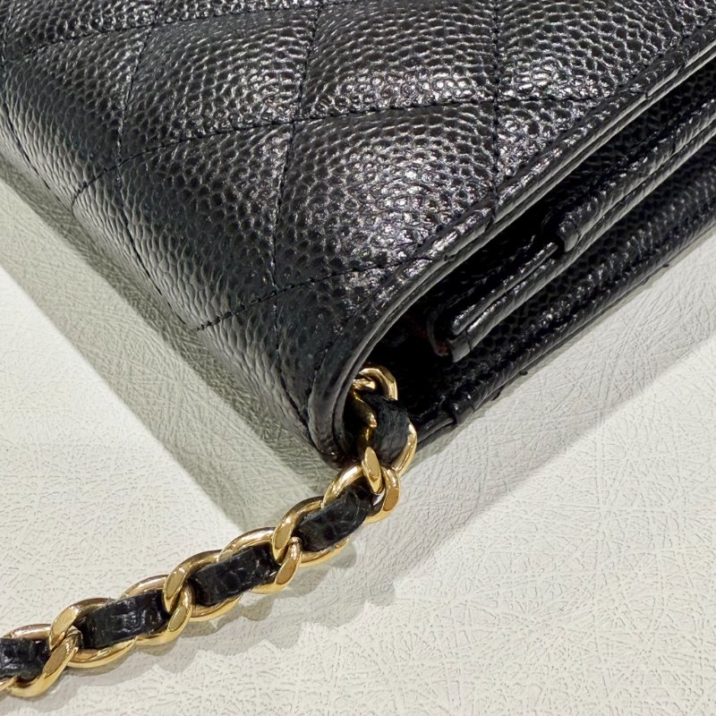 CHANEL - 黑色荔枝皮金釦WOC-9