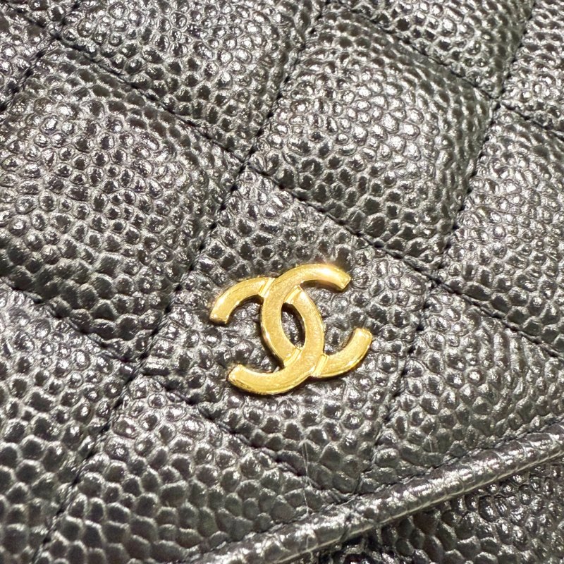 CHANEL - 黑色荔枝皮金釦WOC-13
