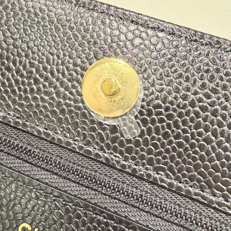 CHANEL - 黑色荔枝皮金釦WOC-14