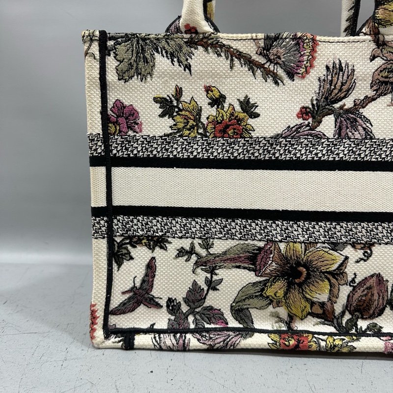 Dior M1265 刺繡花園手提托特包 送原廠絲巾*2-6