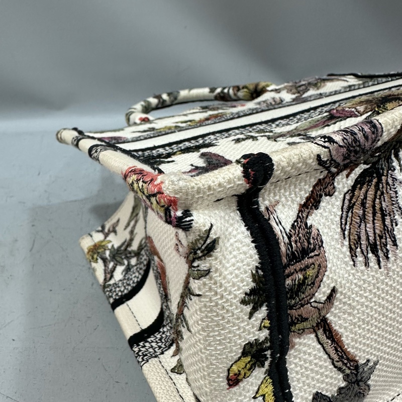 Dior M1265 刺繡花園手提托特包 送原廠絲巾*2-13