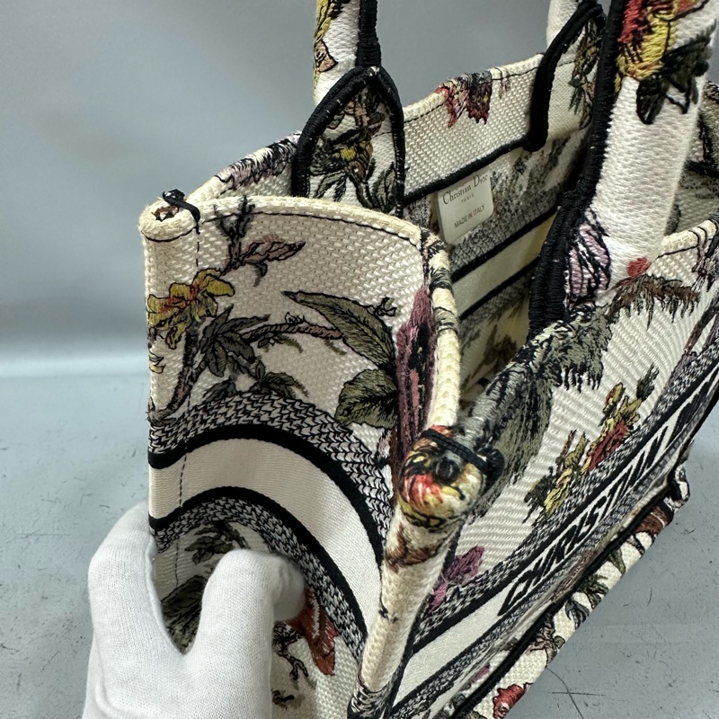 Dior M1265 刺繡花園手提托特包 送原廠絲巾*2-19