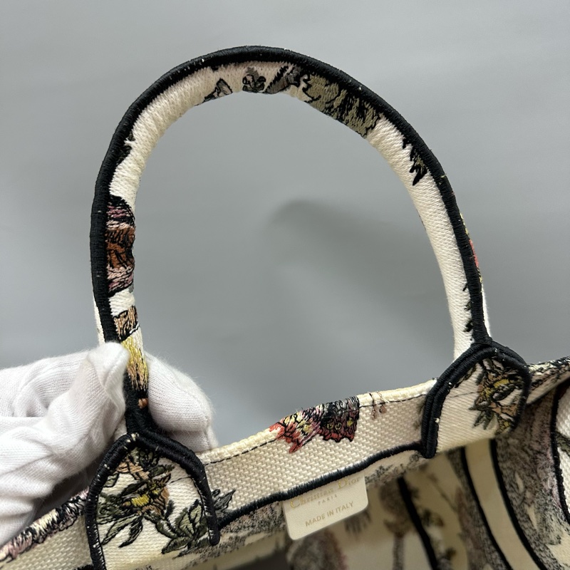 Dior M1265 刺繡花園手提托特包 送原廠絲巾*2-29