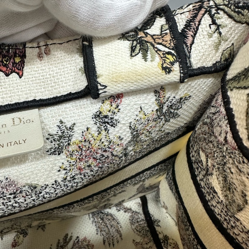 Dior M1265 刺繡花園手提托特包 送原廠絲巾*2-35