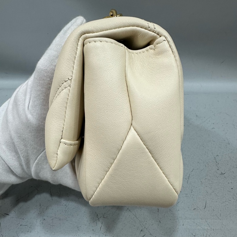 Bvlgari 291089 米白牛皮金鏈舌頭包 斜背包-2