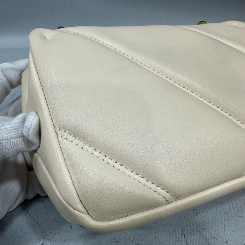 Bvlgari 291089 米白牛皮金鏈舌頭包 斜背包-15