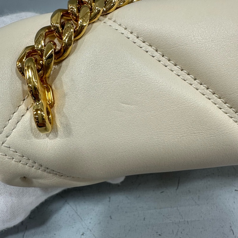 Bvlgari 291089 米白牛皮金鏈舌頭包 斜背包-20