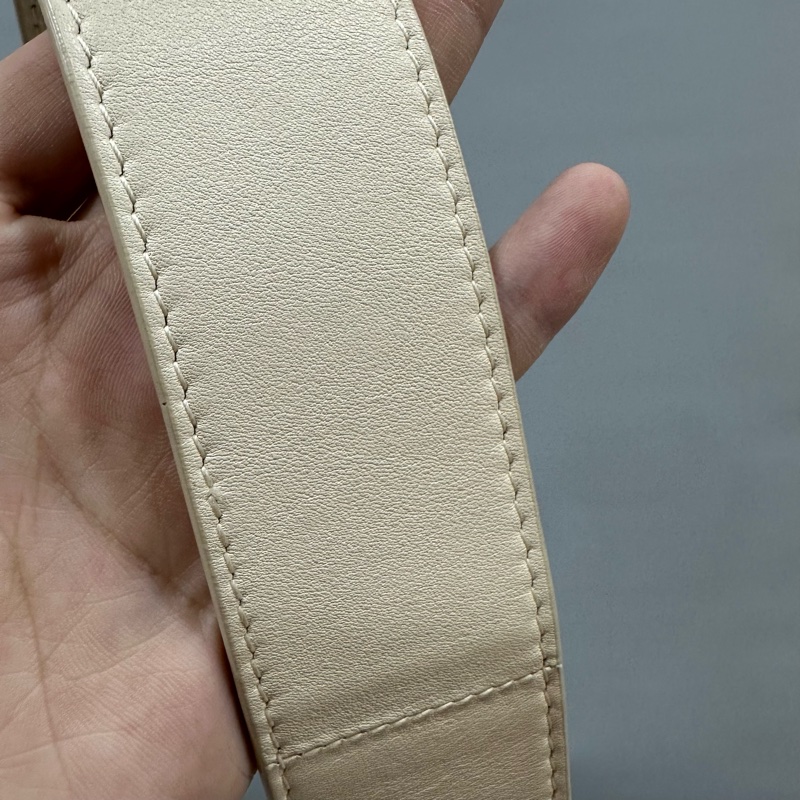 Bvlgari 291089 米白牛皮金鏈舌頭包 斜背包-56