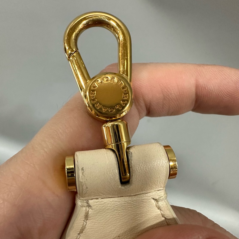 Bvlgari 291089 米白牛皮金鏈舌頭包 斜背包-64