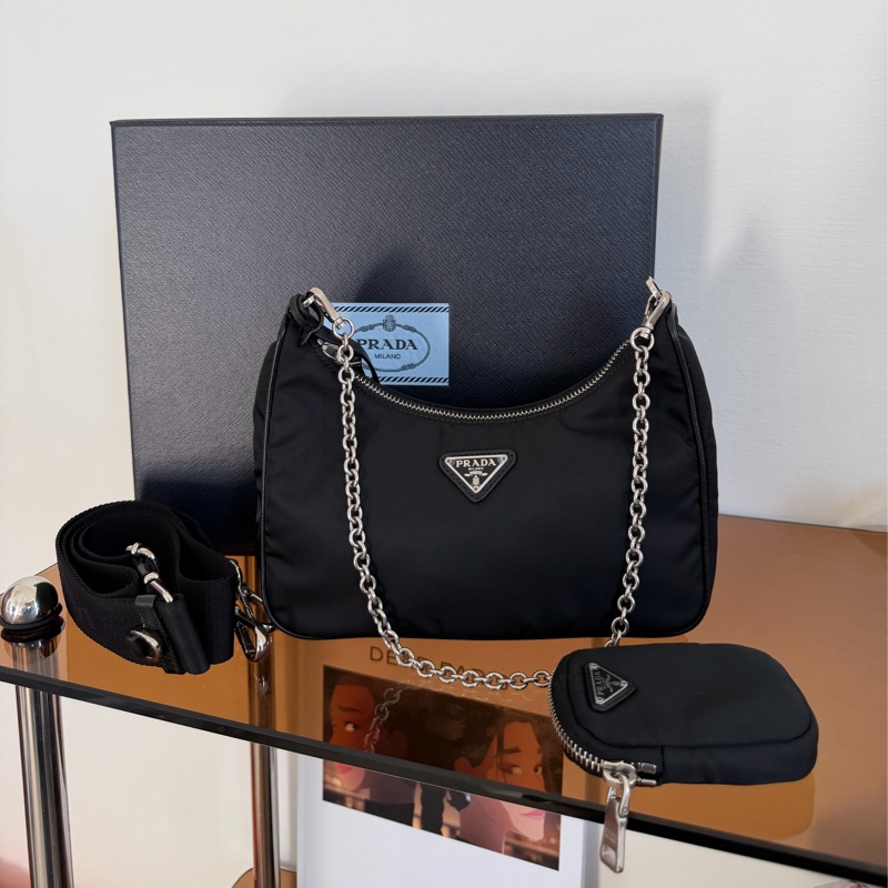 #全新閑置#附盒子 Prada2005三合一 膜未撕-2