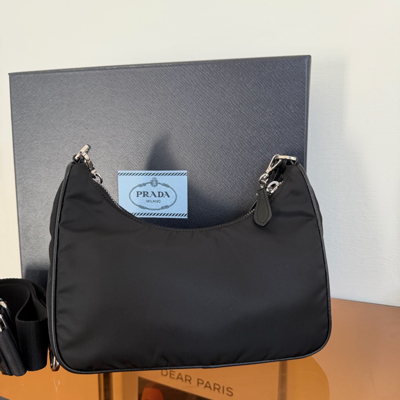 #全新閑置#附盒子 Prada2005三合一 膜未撕-3