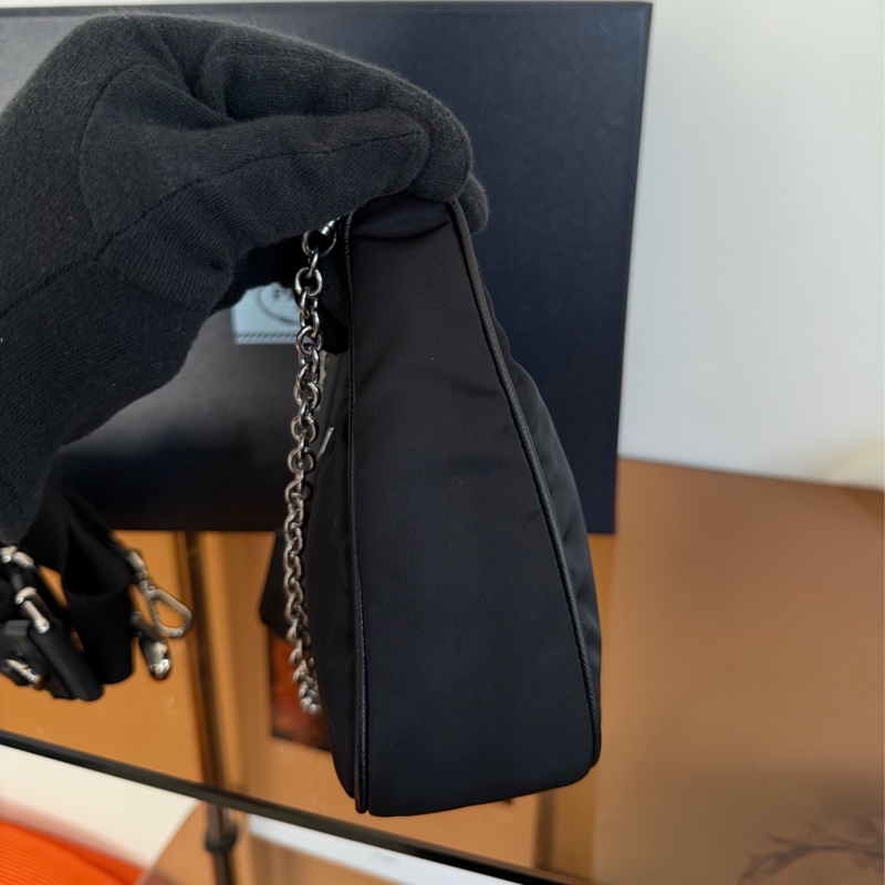 #全新閑置#附盒子 Prada2005三合一 膜未撕-4