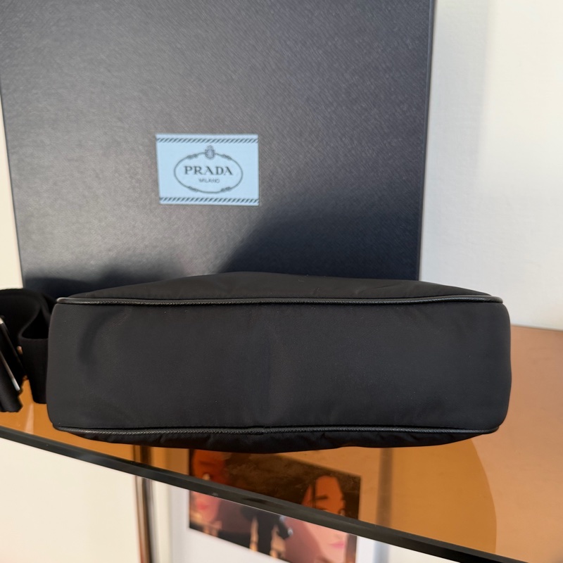 #全新閑置#附盒子 Prada2005三合一 膜未撕-6