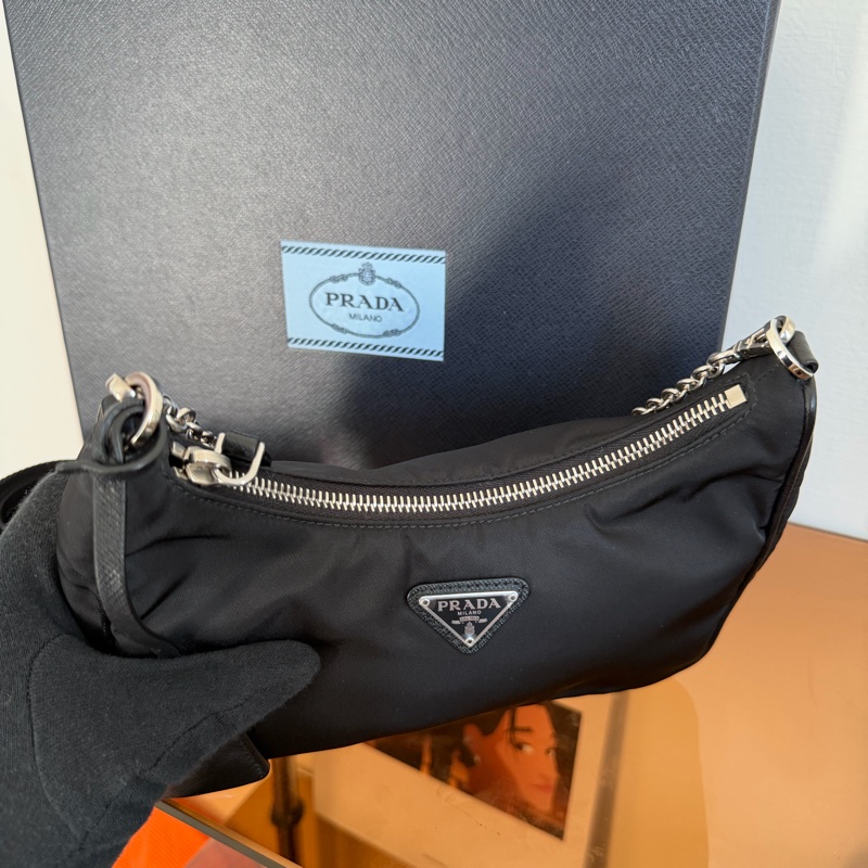 #全新閑置#附盒子 Prada2005三合一 膜未撕-12