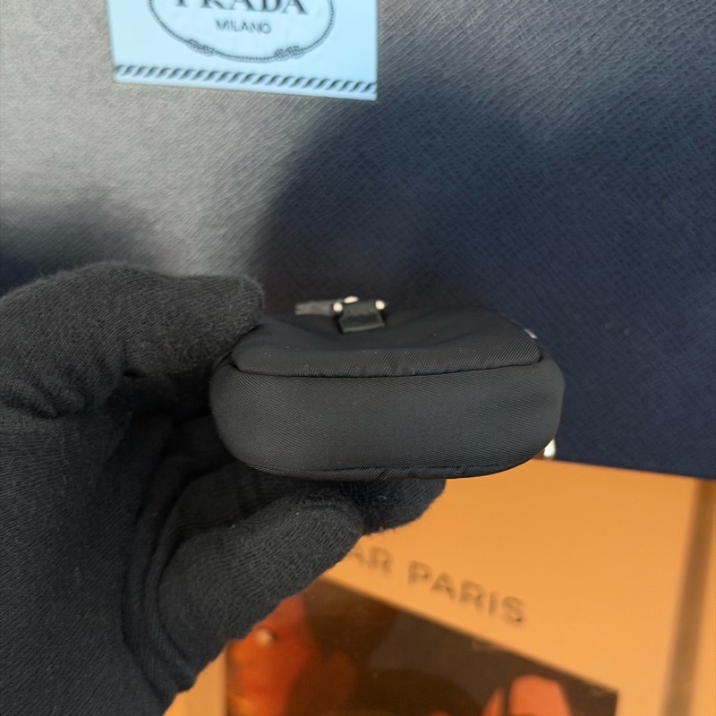 #全新閑置#附盒子 Prada2005三合一 膜未撕-17
